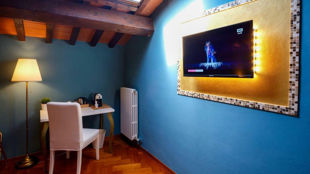 Villa Martina Classic & Luxury Room Pisa Phòng bức ảnh